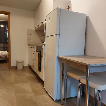 Apartment Ana Изола Экстерьер фото